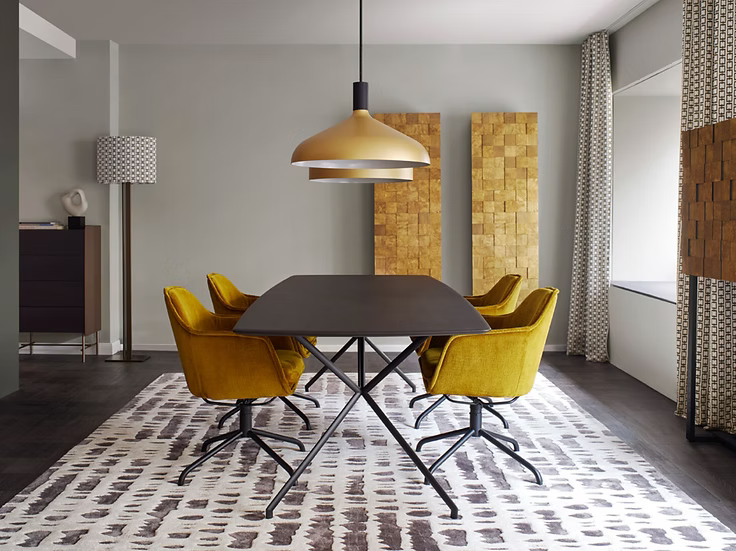 Esstisch Taras - CHRISTINE KRÖNCKE INTERIOR DESIGN