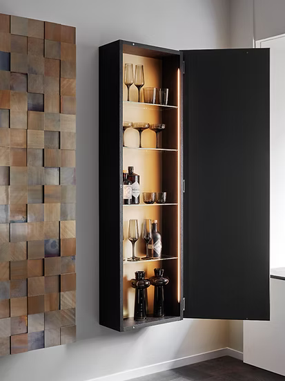 Wandhängender Schrank Shape - CHRISTINE KRÖNCKE INTERIOR DESIGN