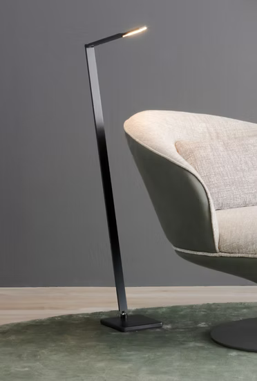 Stehleuchte Lumis LED - CHRISTINE KRÖNCKE INTERIOR DESIGN